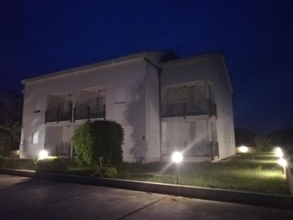 Sunset Apartments Zaton Затон Екстериор снимка