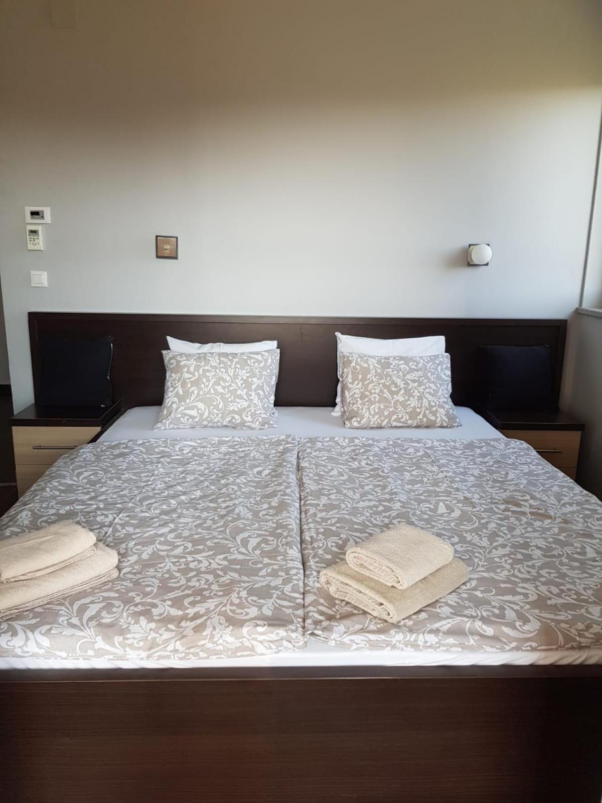 Sunset Apartments Zaton Затон Стая снимка