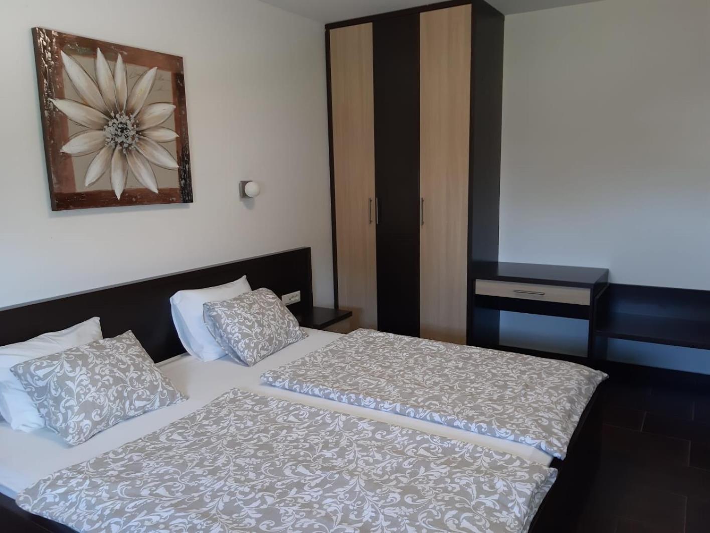 Sunset Apartments Zaton Затон Стая снимка