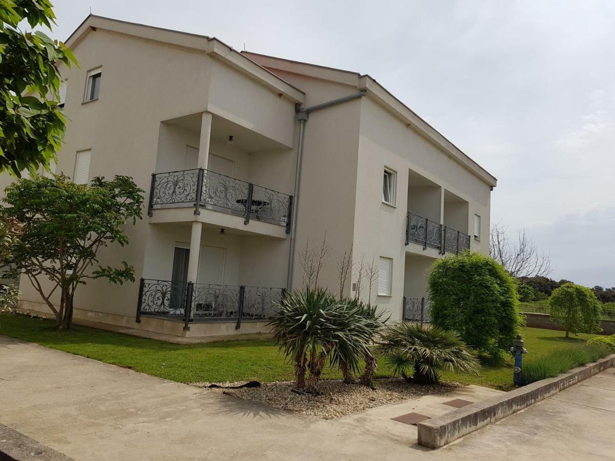 Sunset Apartments Zaton Затон Екстериор снимка