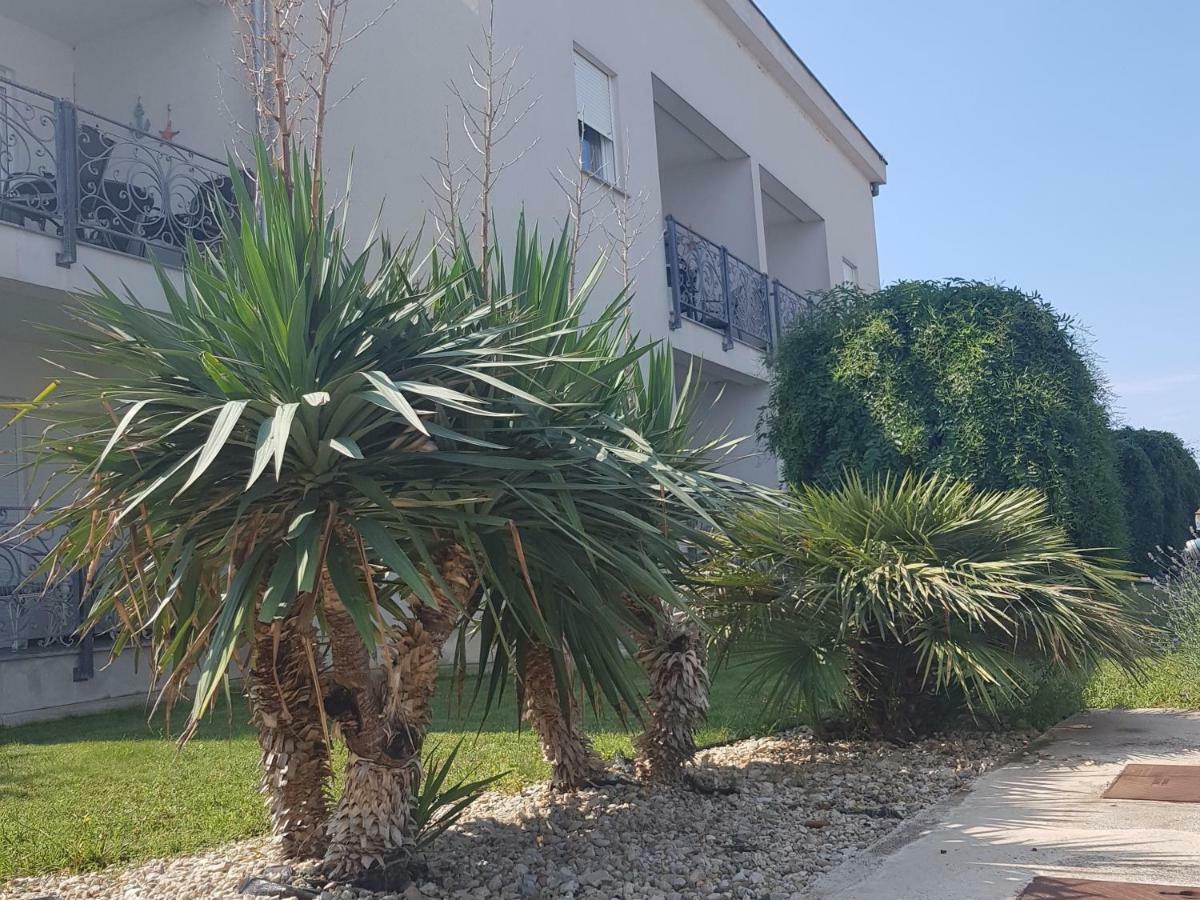 Sunset Apartments Zaton Затон Екстериор снимка